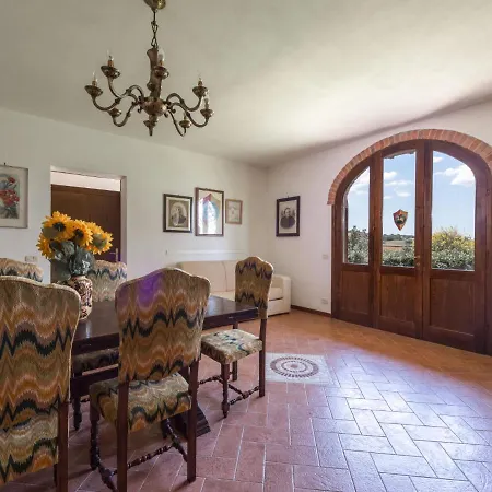 Leccio By Interhome Preselle