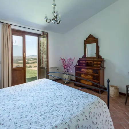 Leccio By Interhome Preselle