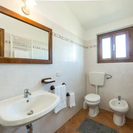 Leccio By Interhome Preselle